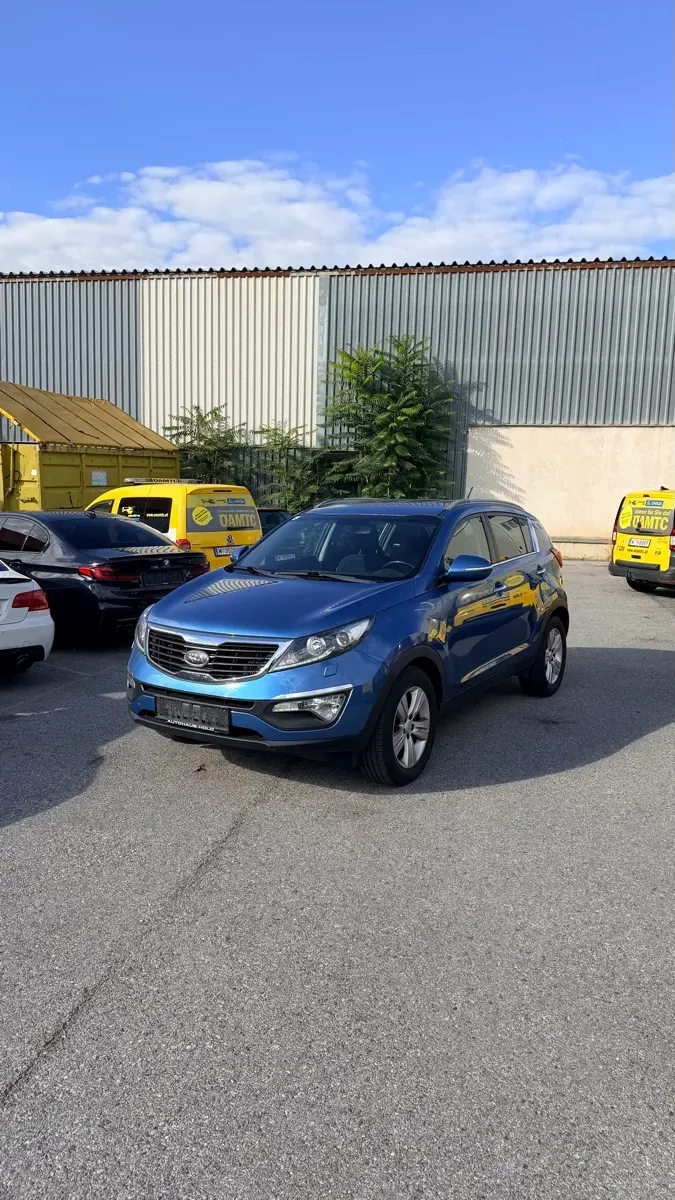 Kia Sportage 2011 photo 2