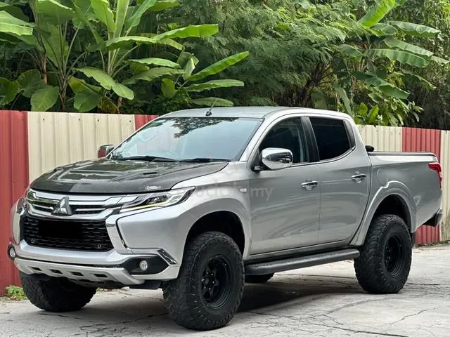 Mitsubishi Triton