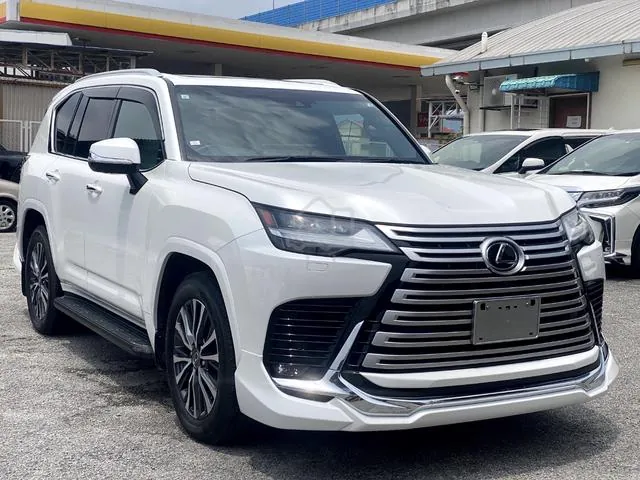 Lexus Lx600