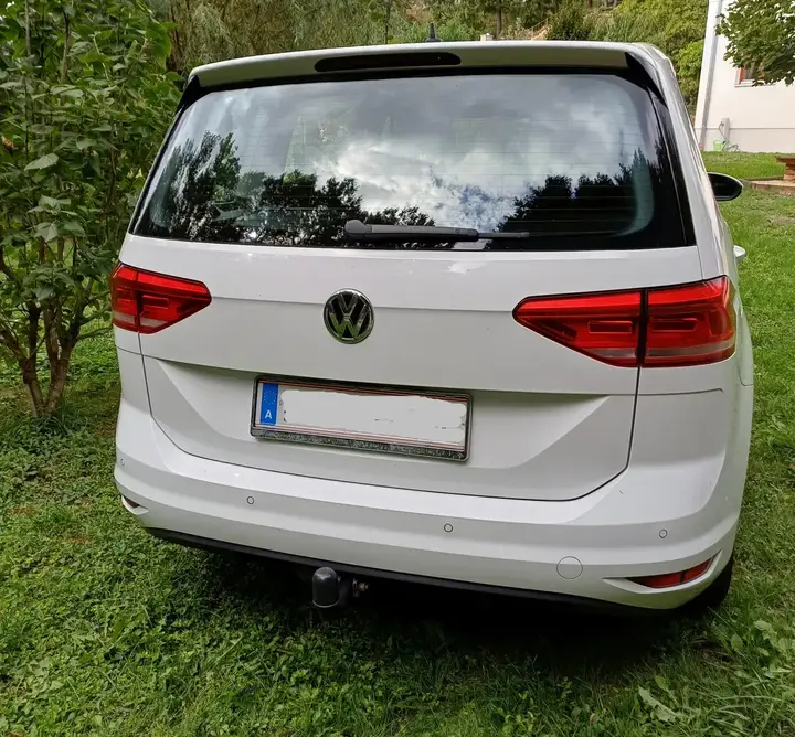 Volkswagen Touran 2018 photo 3