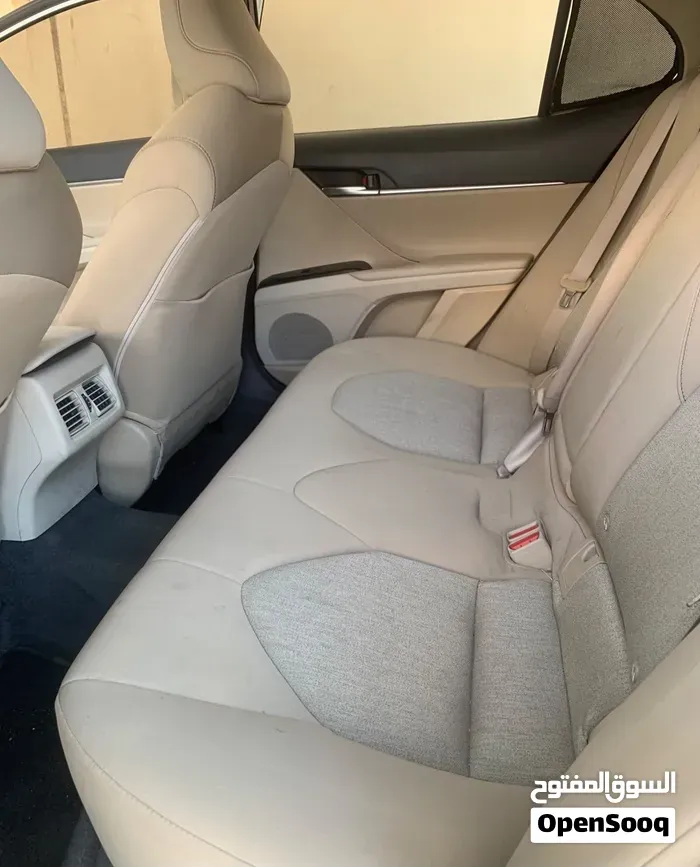 Toyota Camry 2023 photo 3