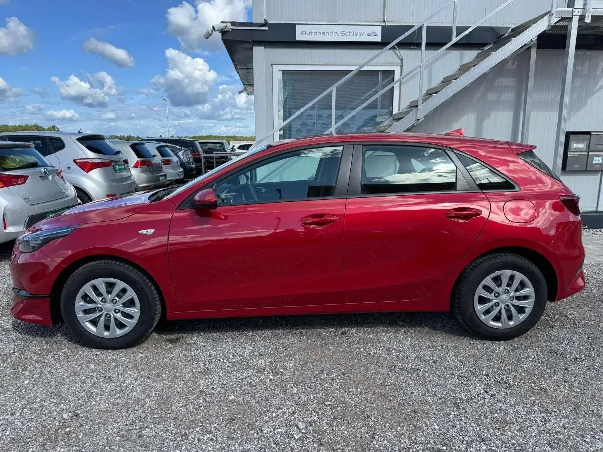 Kia Ceed 2024 photo 2