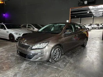 Peugeot 308 2015 photo 3