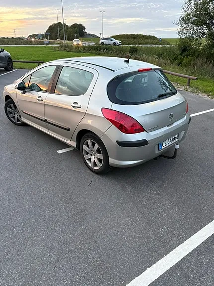 Peugeot 308 2007 photo 5