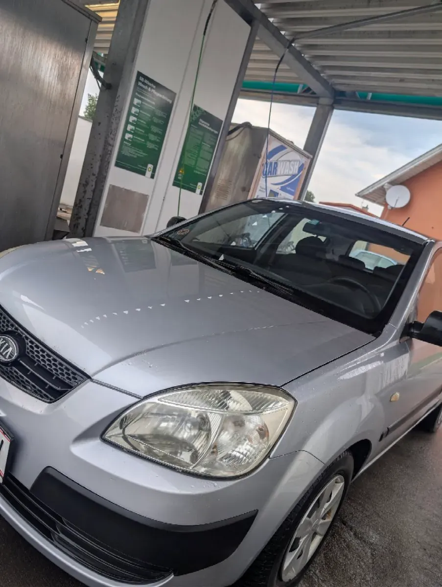 Kia Rio 2006 photo 3