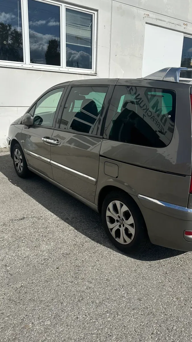 Citroen C8 2009 photo 3