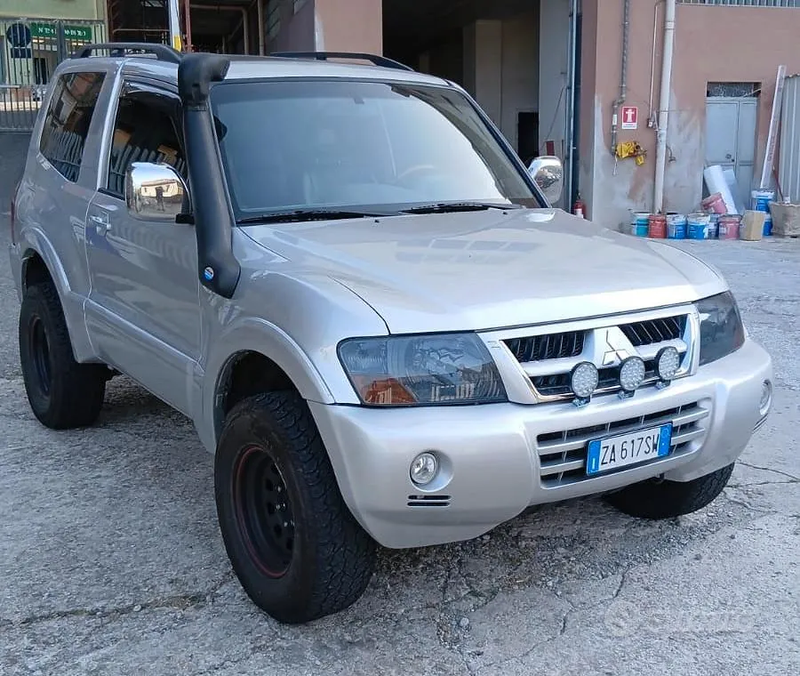 Mitsubishi Pajero 2003 photo 4
