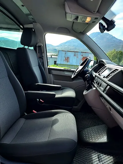 Volkswagen Transporter 2019 photo 2
