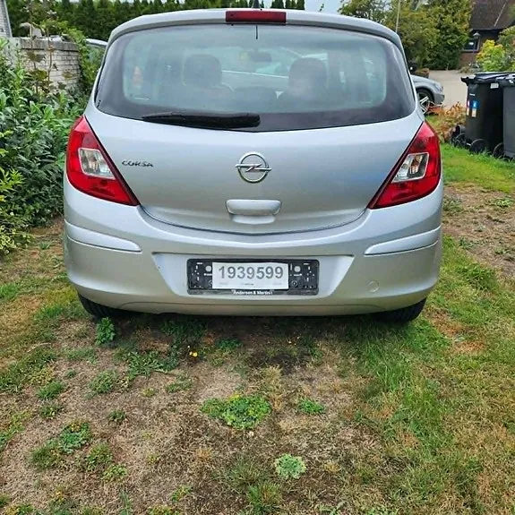 Opel Corsa 2012 photo 3