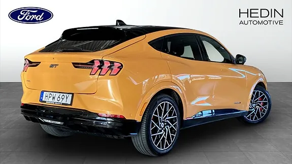 Ford Mustang Mach-E 2021 photo 2