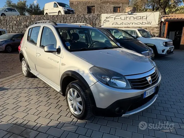 Dacia Sandero 2012 photo 5