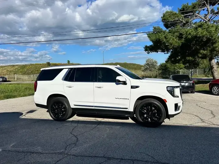 GMC Yukon 2023 photo 4