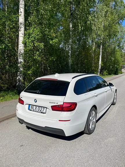 BMW 520D 2015 photo 2