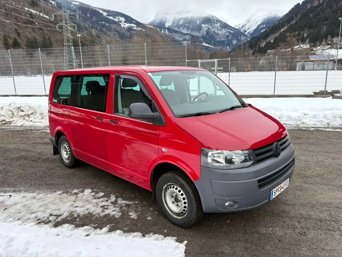 Volkswagen T5 2012 photo 2