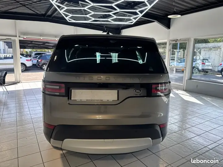 Land Rover Discovery 2018 photo 3