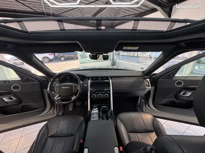 Land Rover Discovery 2018 photo 4