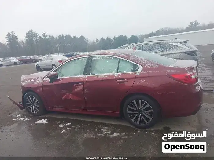 Subaru Legacy 2019 photo 2