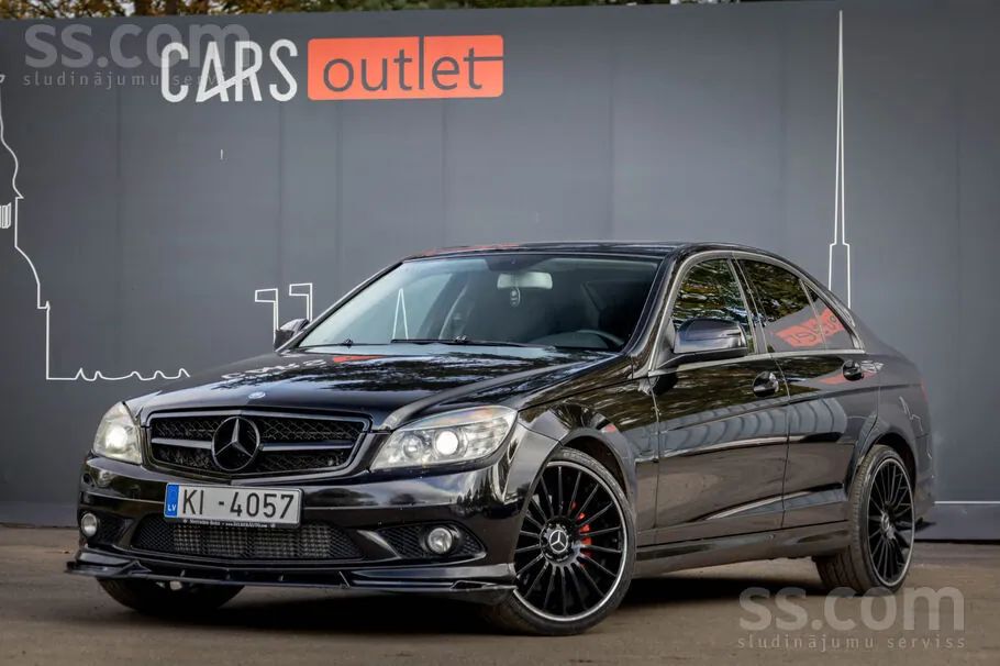 Mercedes-Benz C320