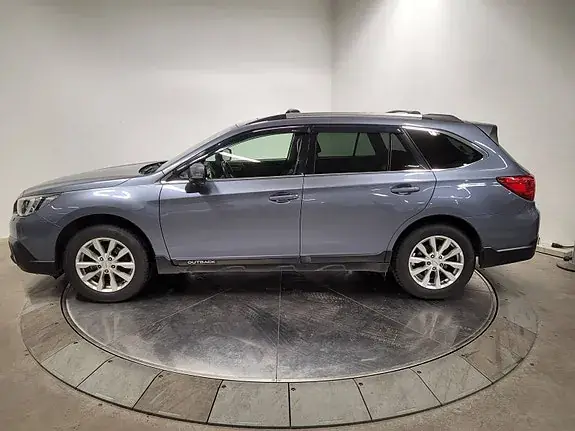 Subaru Outback 2015 photo 2