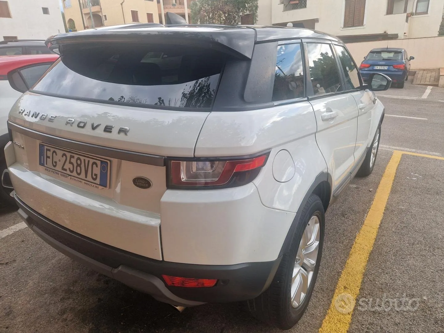 Land Rover Range Rover Evoque 2017 photo 3