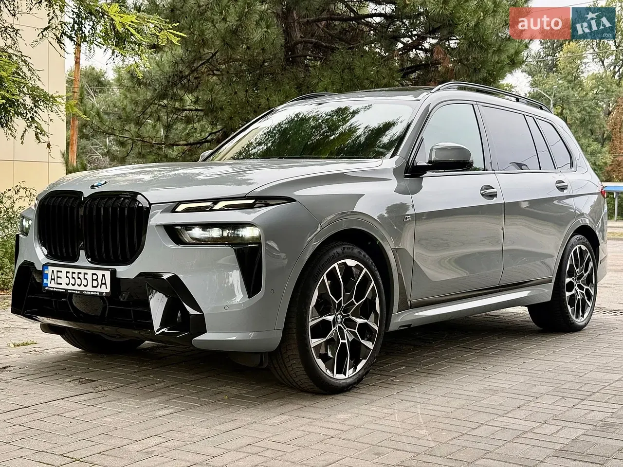 BMW X7
