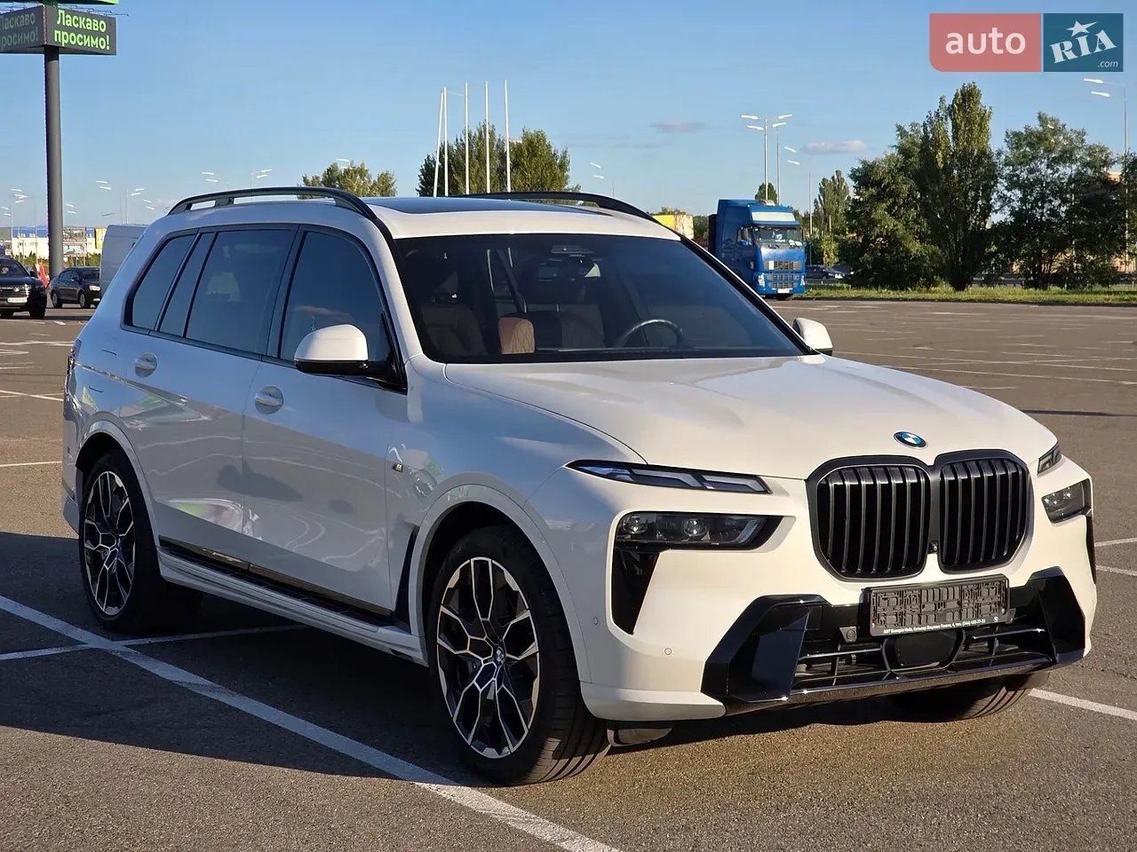 BMW X7 2023 photo 4