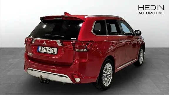 Mitsubishi Outlander 2020 photo 2