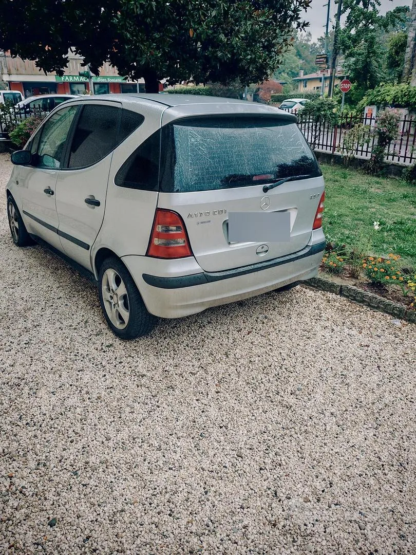 Mercedes-Benz A170 2004 photo 2