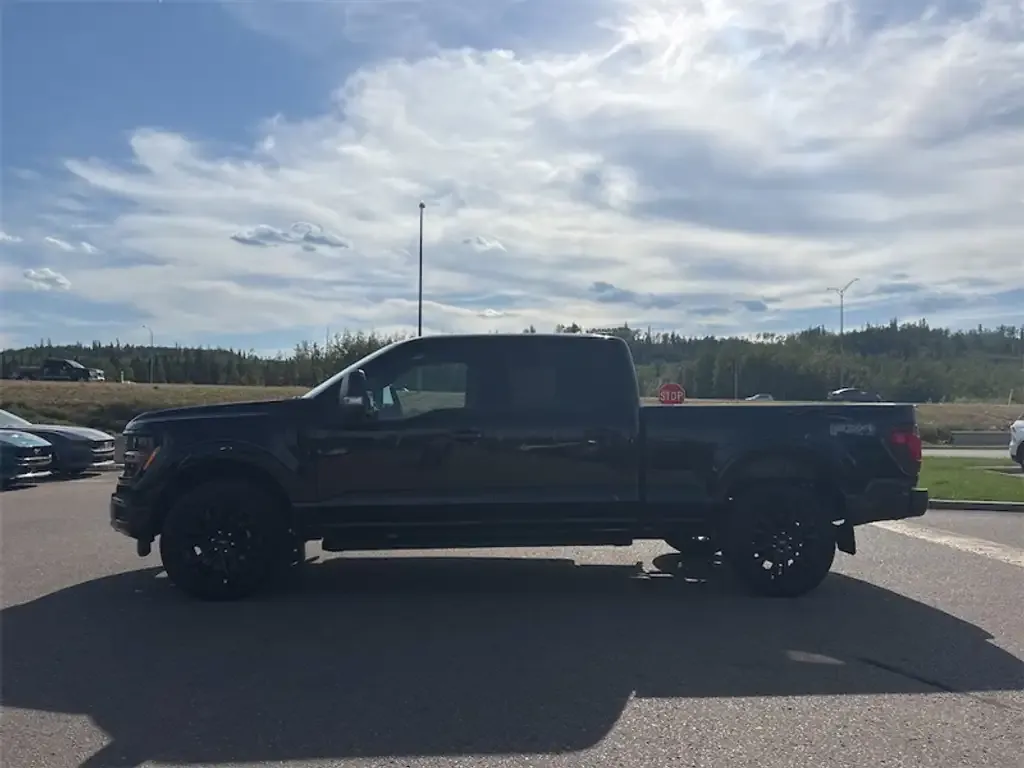 Ford F-150 2026 photo 2