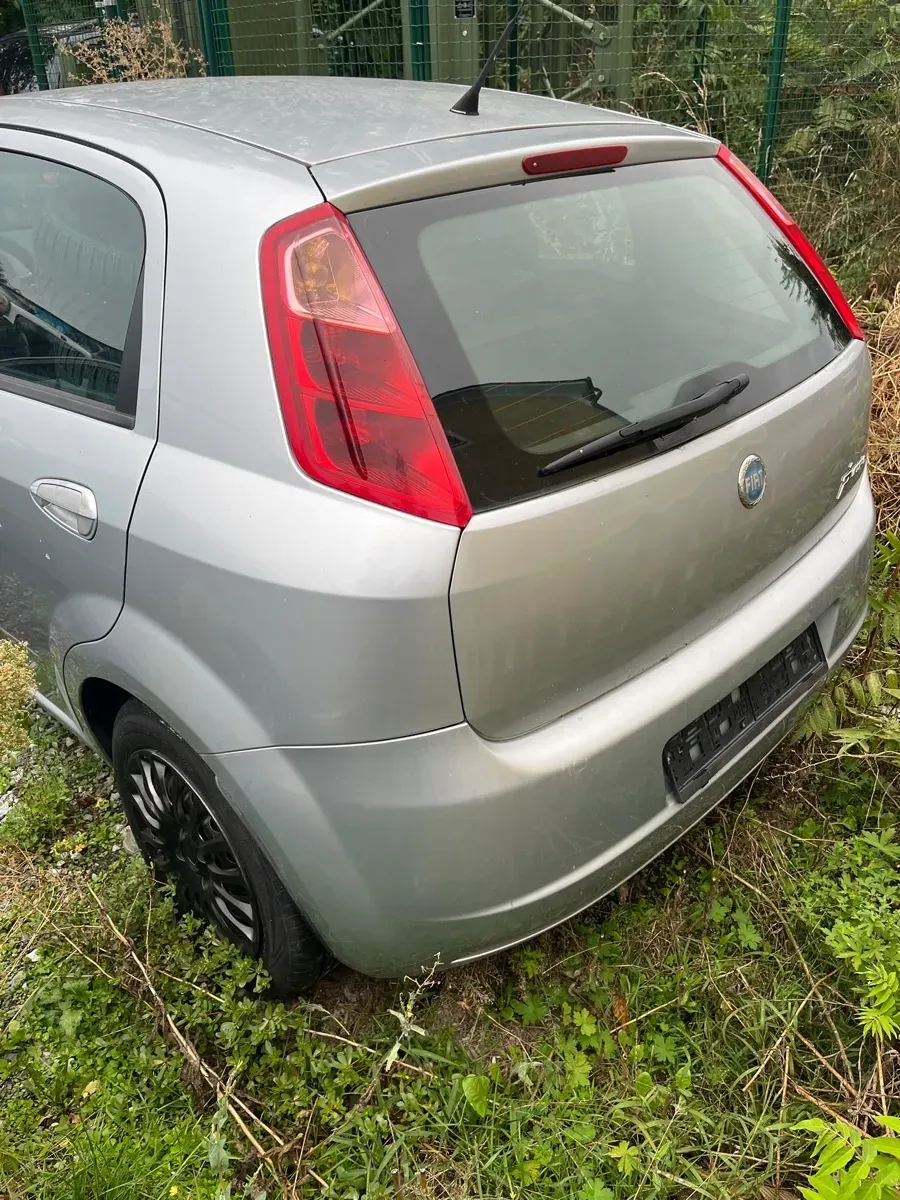 Fiat Punto 2005 photo 3