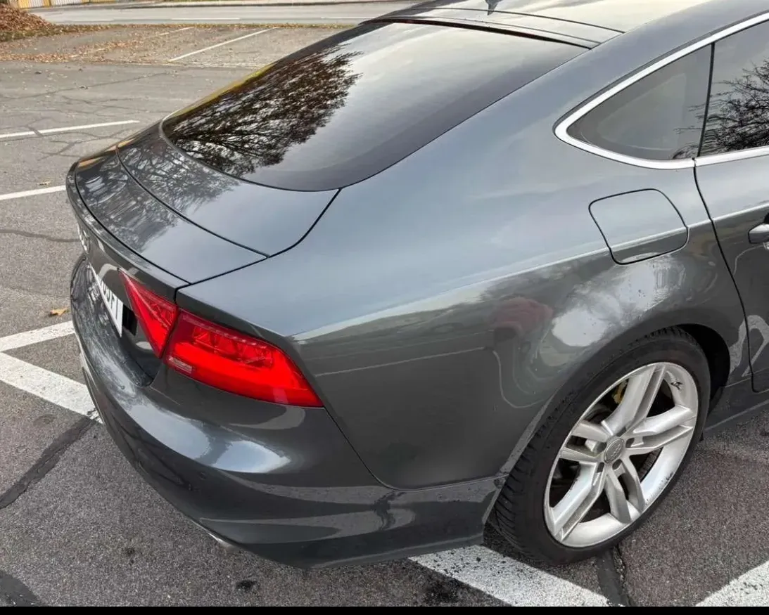 Audi A7 2011 photo 3