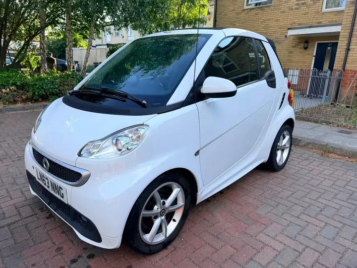 Smart Fortwo 2013 photo 2