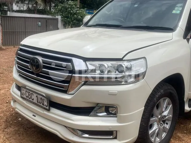 Toyota Land Cruiser 2017 photo 3