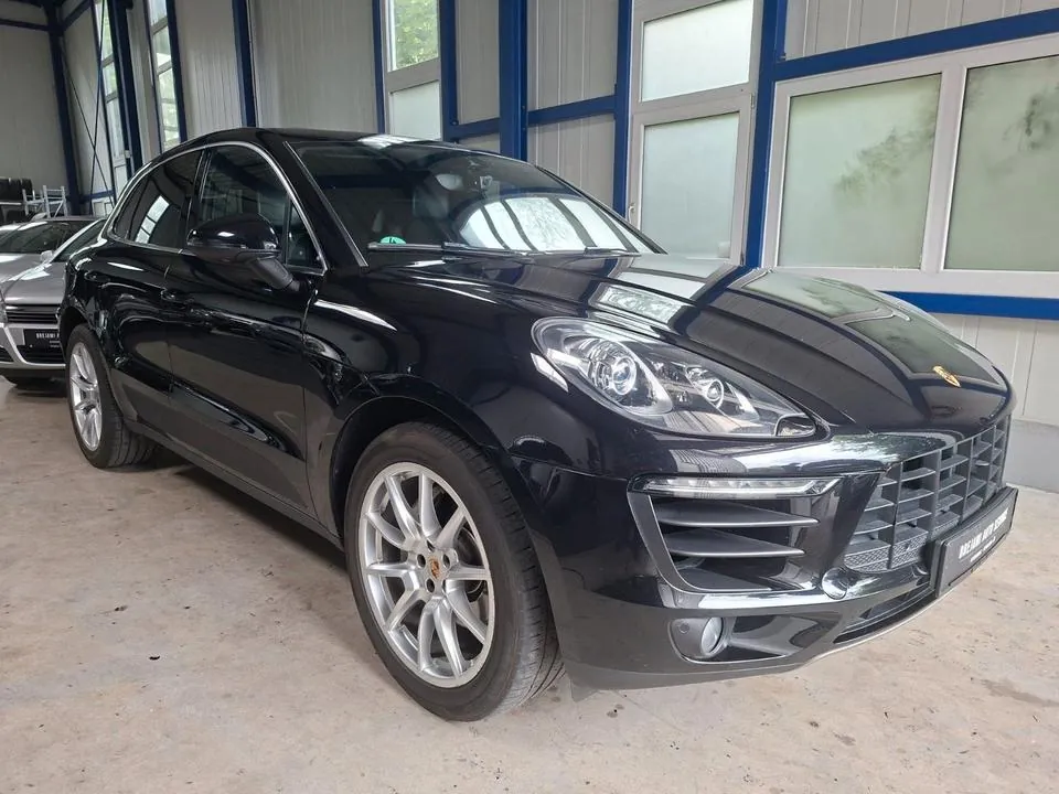 Porsche Macan S