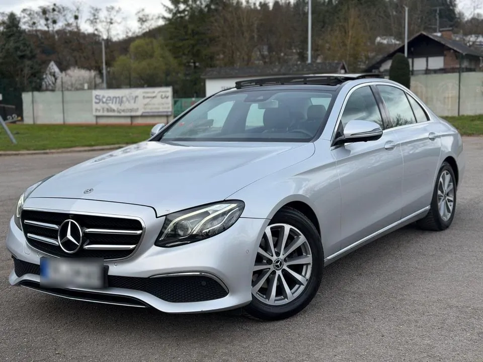 Mercedes-Benz E 200 D