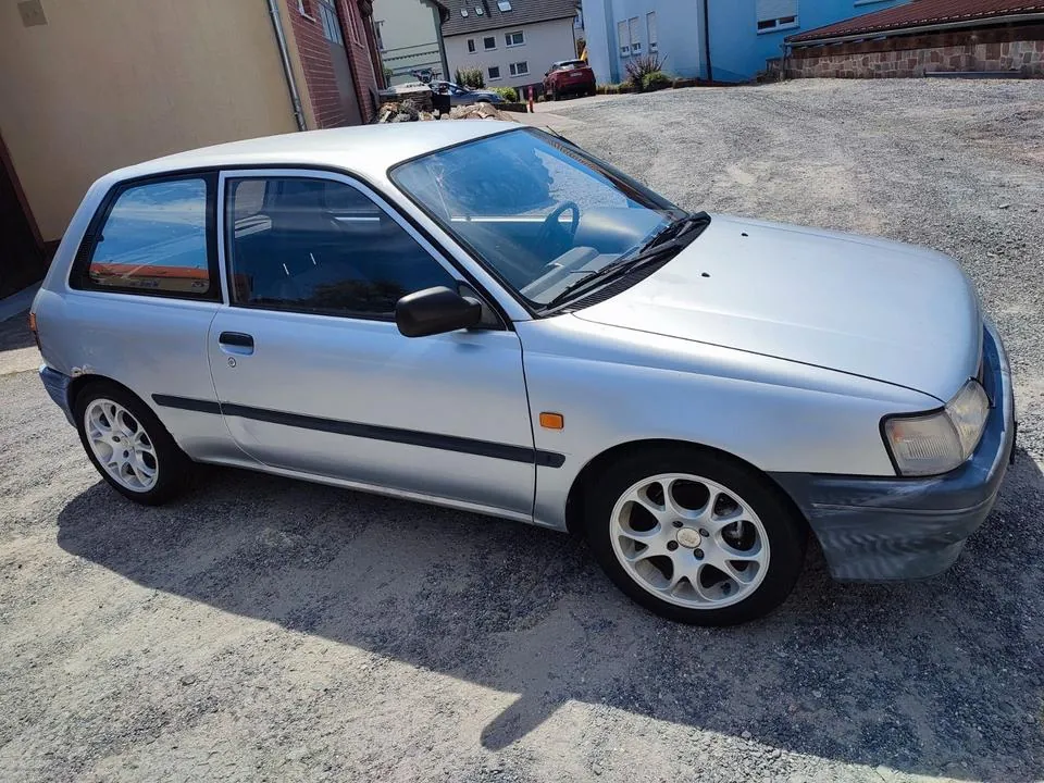 Toyota Starlet
