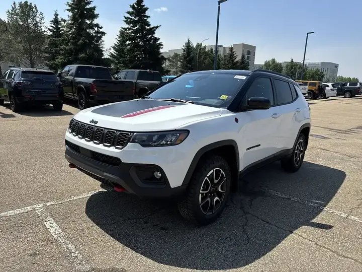 Jeep Compass 2026 photo 3