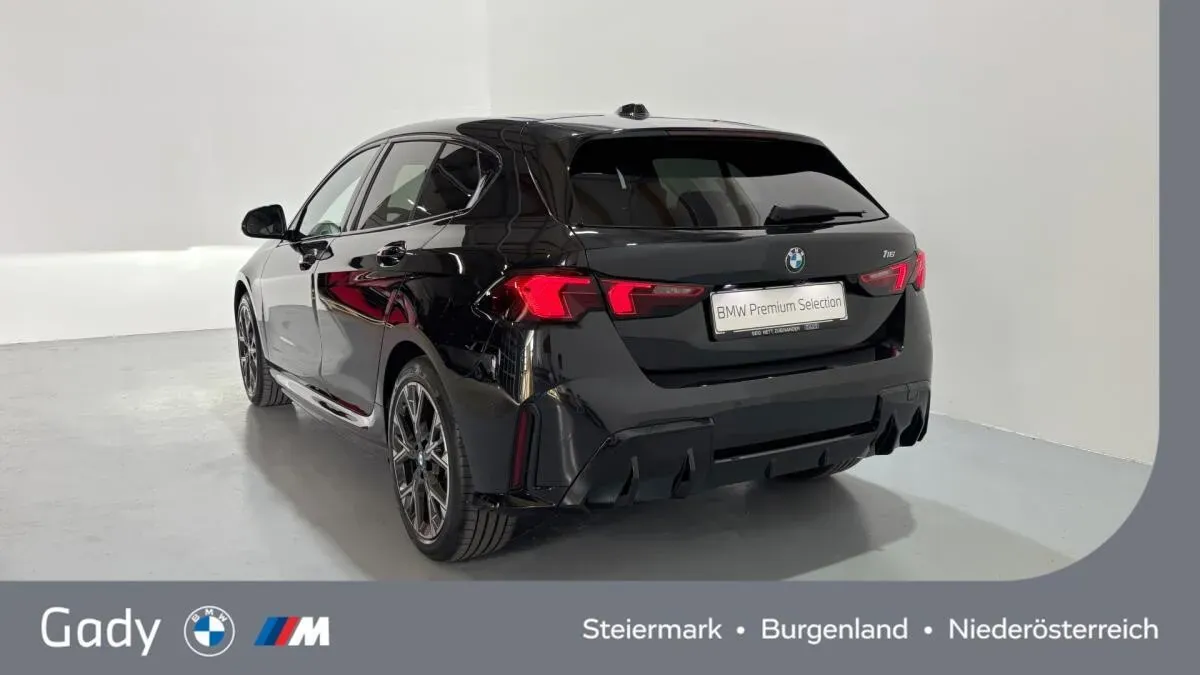 BMW 1 Series 2026 photo 2