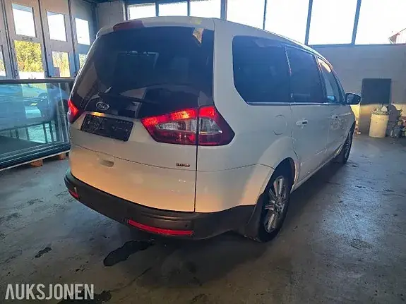 Ford Galaxy 2009 photo 5