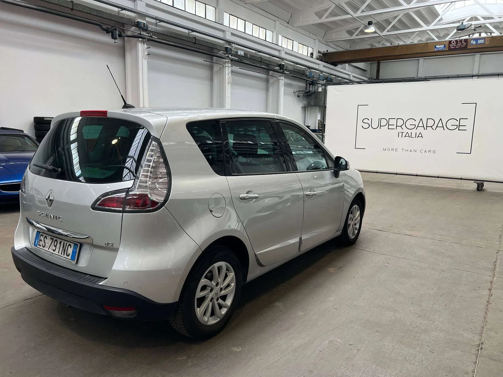 Renault Scenic 2013 photo 4