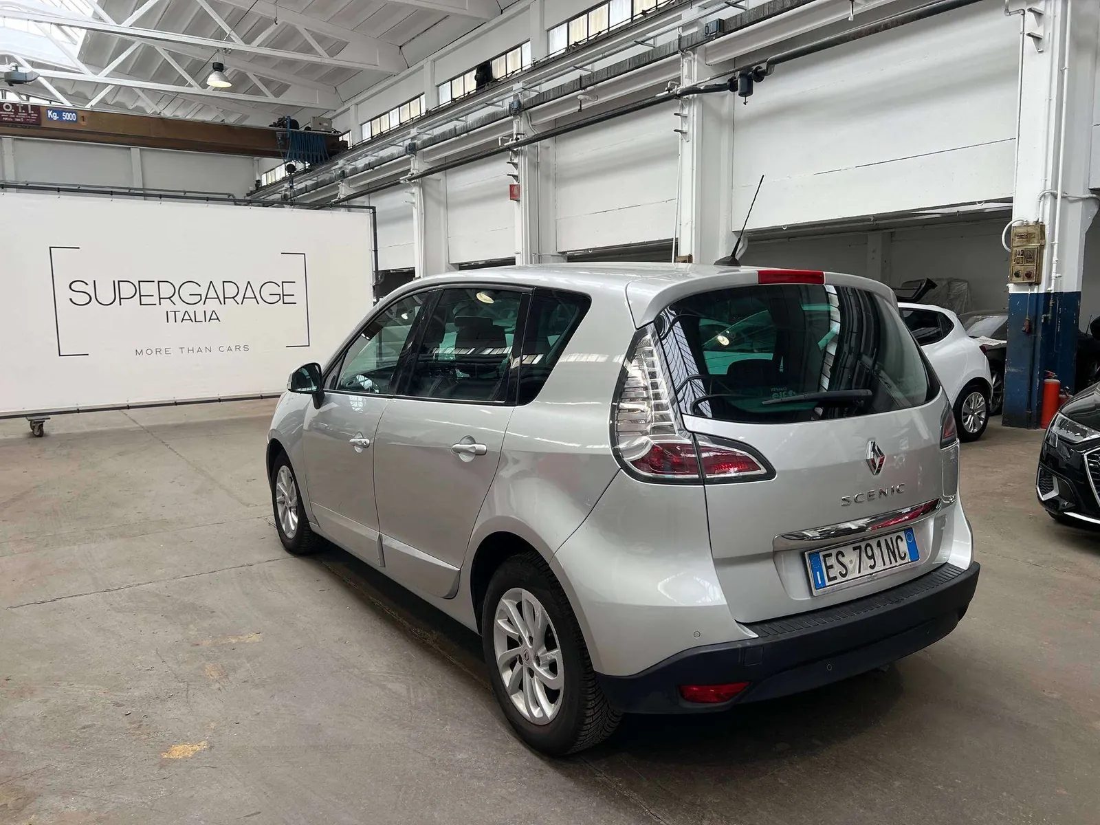 Renault Scenic 2013 photo 5