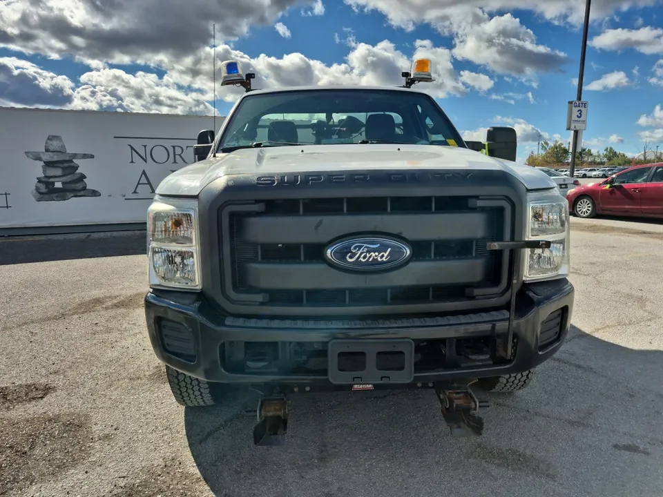 Ford F-350 Super Duty 2015 photo 2
