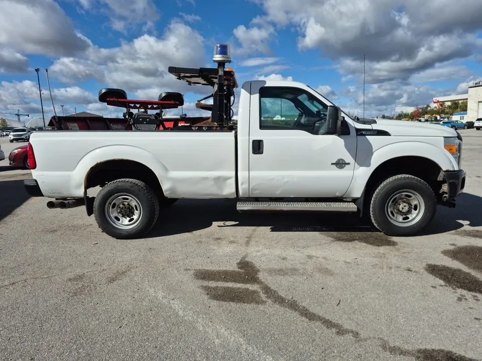 Ford F-350 Super Duty 2015 photo 4