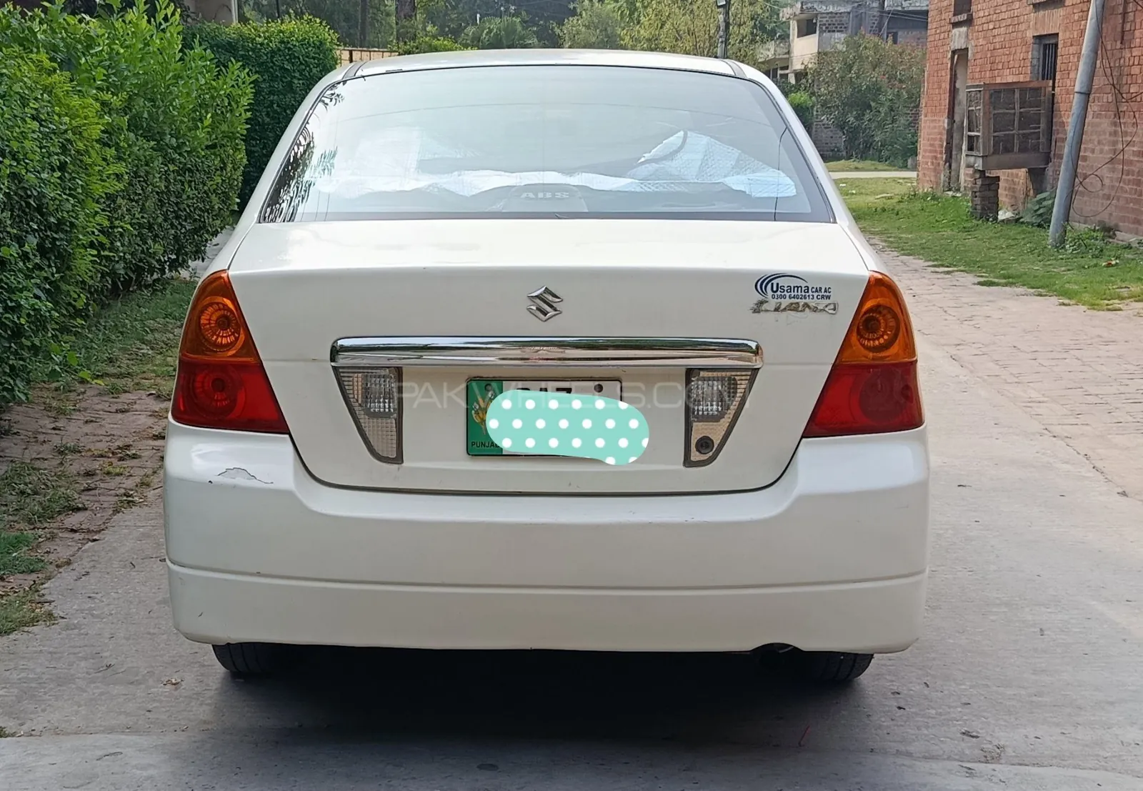 Suzuki Liana