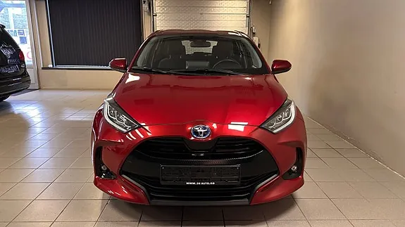 Toyota Yaris 2021 photo 2