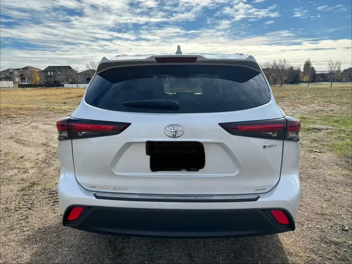 Toyota Highlander 2026 photo 4