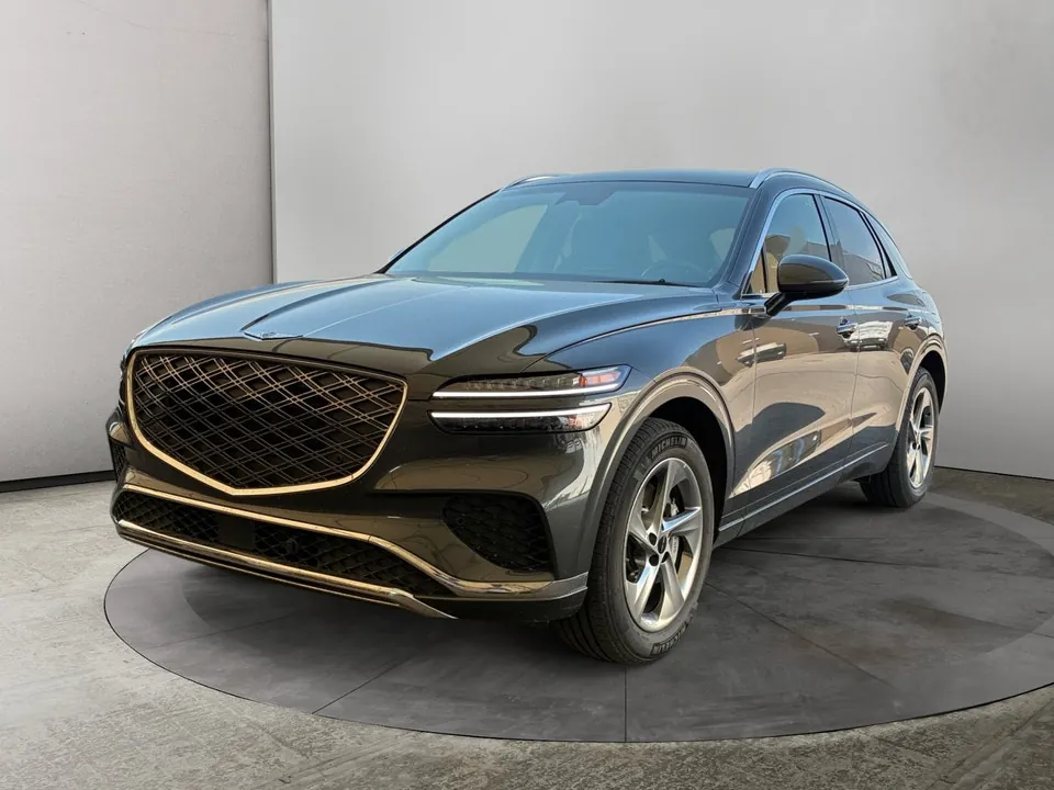Genesis Gv70