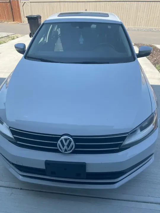 Volkswagen Jetta 2017 photo 2