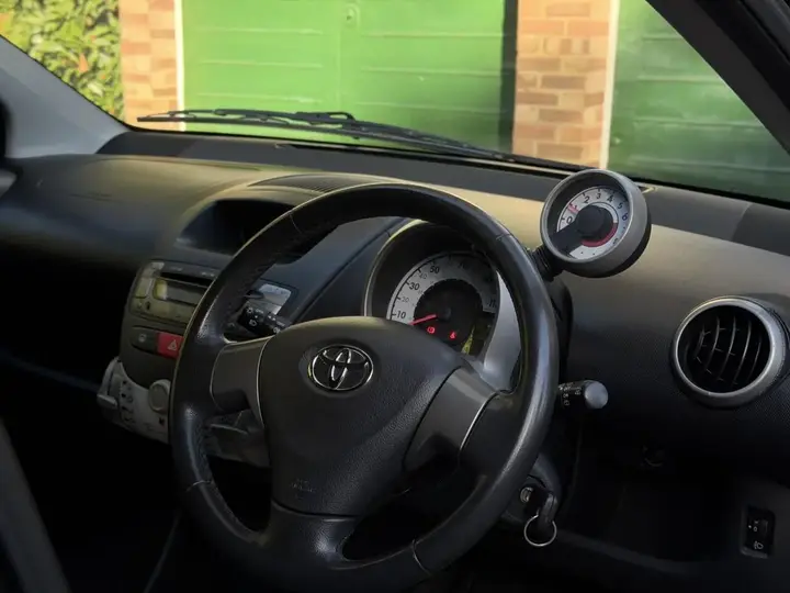 Toyota Aygo 2013 photo 5