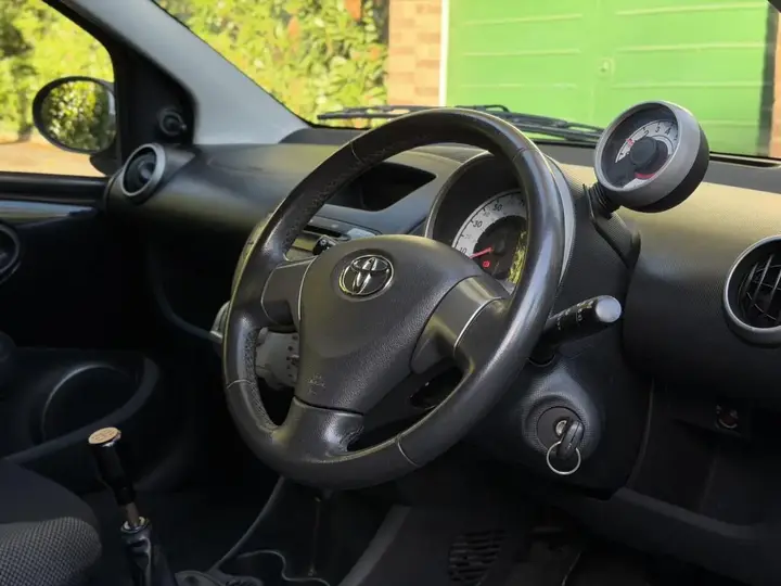 Toyota Aygo 2013 photo 4